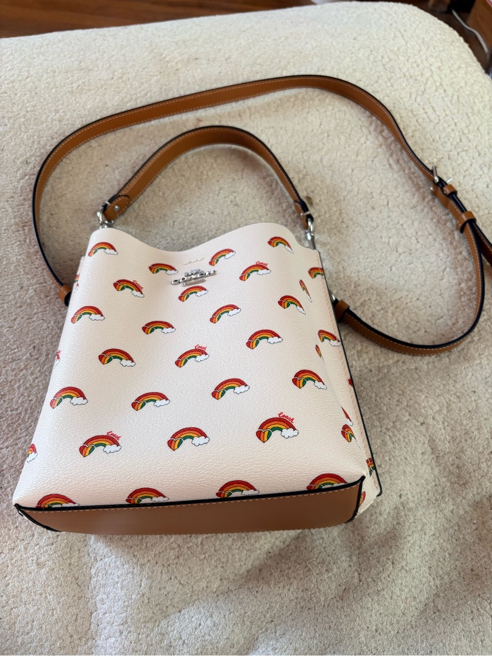 COACH Mollie Bucket Bag Rainbow Print Unisex NWOT